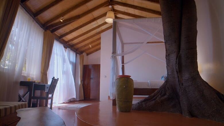 Hotel Kampala Forest Resort
