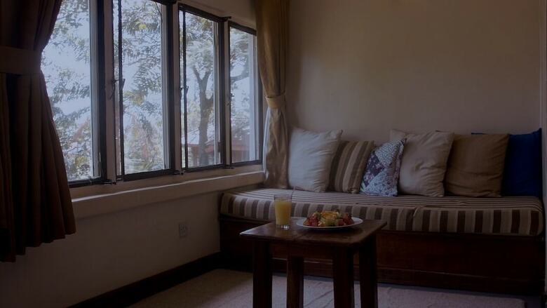 Hotel Kampala Forest Resort