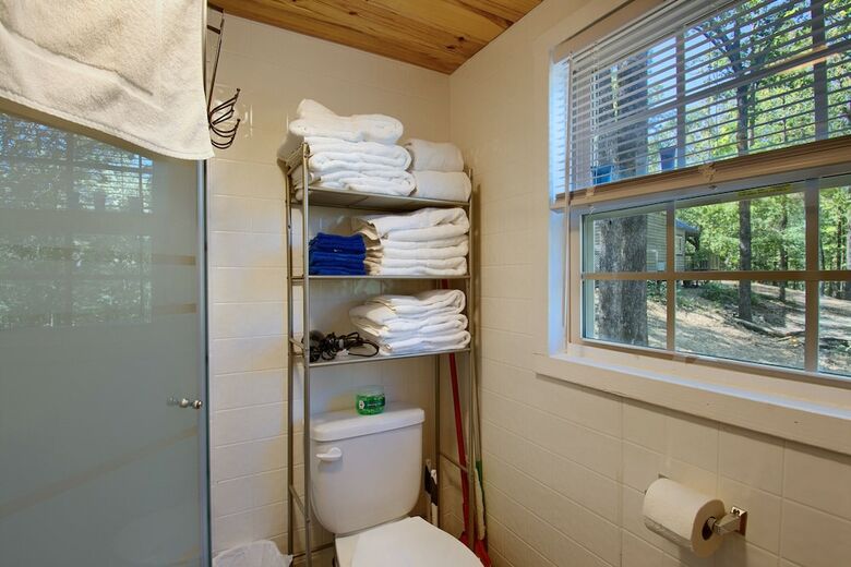 Parker Creek Bend Cabins