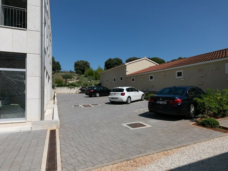 Apartamentos Luxurious Villa In Vrsar Near Beach
