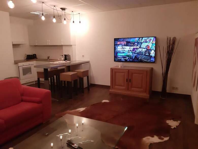 Diamond Bourse Apartments