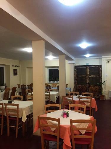 Youth Hostel Nika