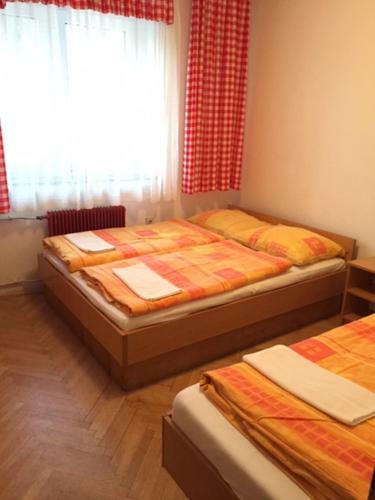 Youth Hostel Nika