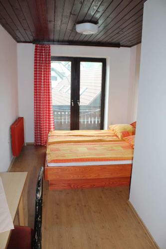 Youth Hostel Nika