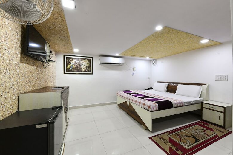 Hotel Neelkanth