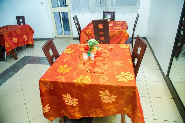 Hotel Bhanek Inn