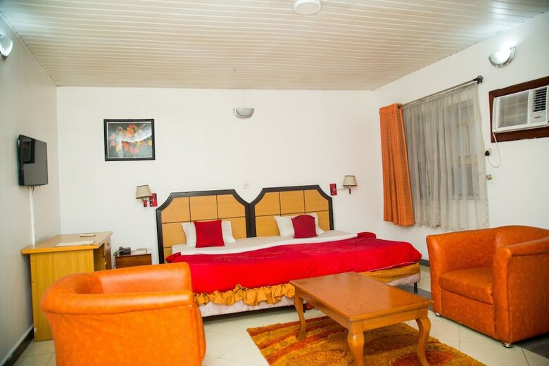 Hotel Bhanek Inn