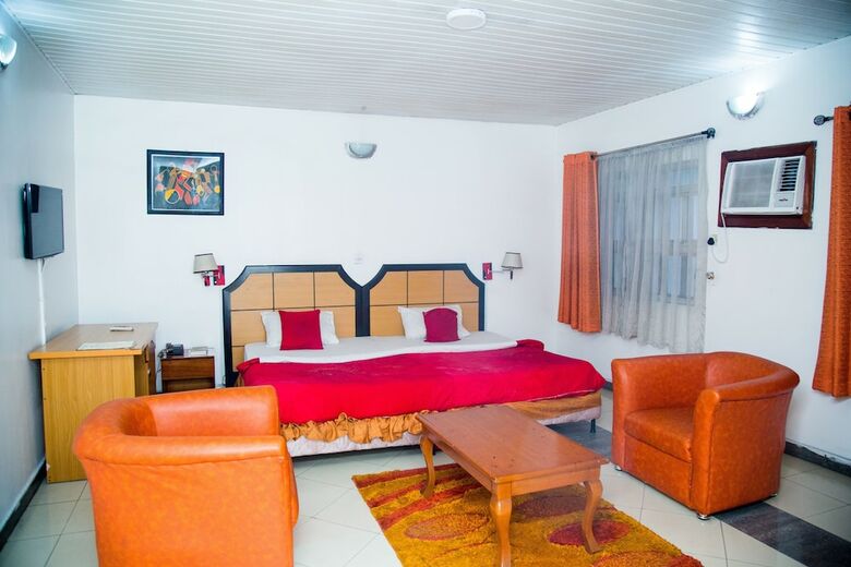 Hotel Bhanek Inn