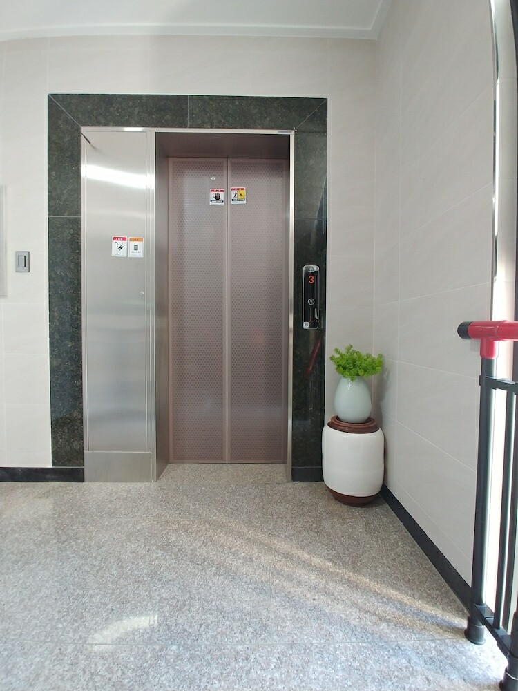 Hostal Friends Guesthouse - Hostel