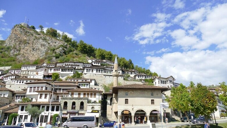 House With 2 Bedrooms In Berat, With Wifi