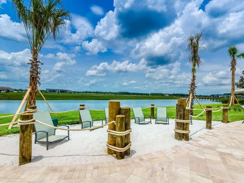Modern Home With Pool At Storey Lake Sl2742