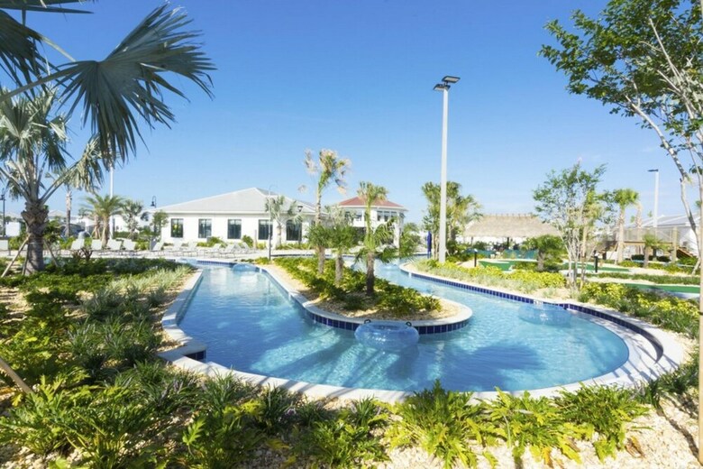 Modern Home With Pool At Storey Lake Sl2742