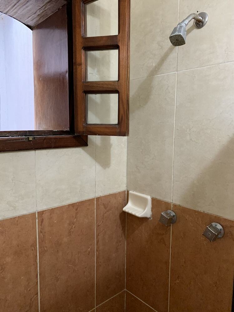 Hotel Real De Cortes