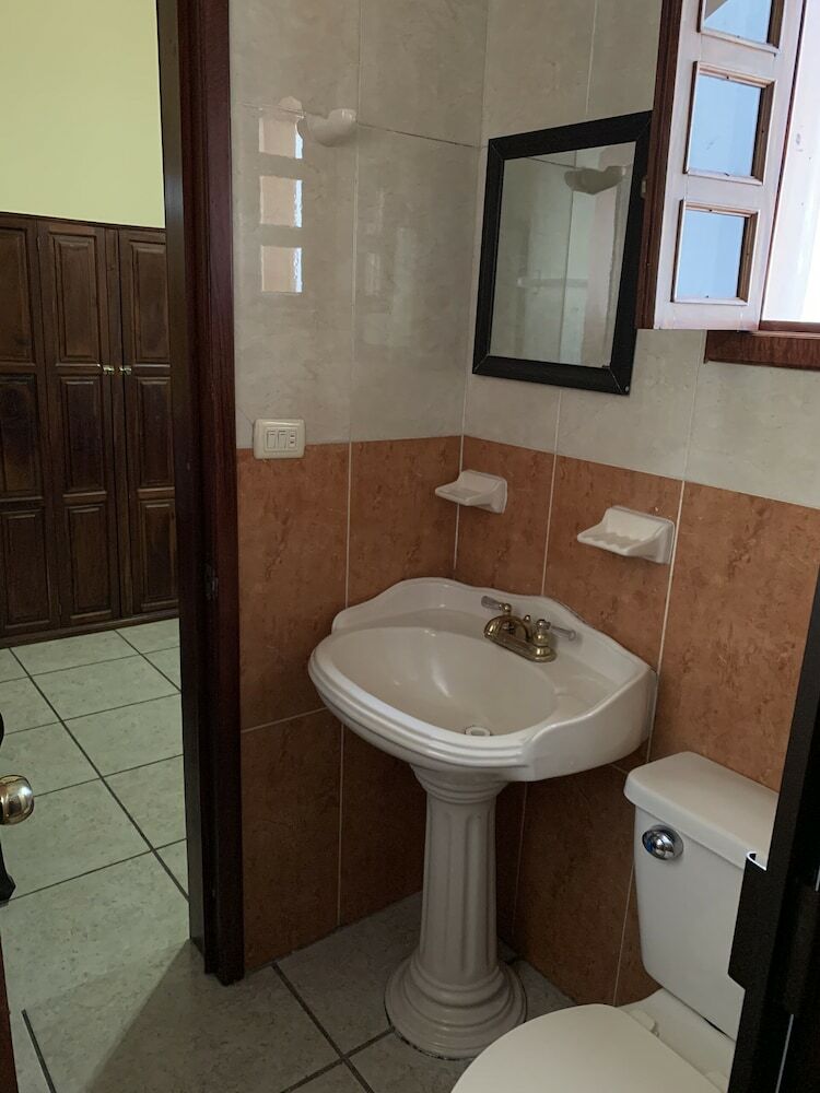 Hotel Real De Cortes