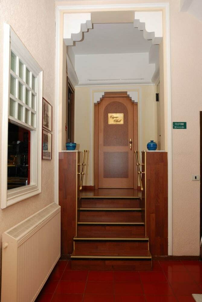 Posada Hotel Iris Crillon