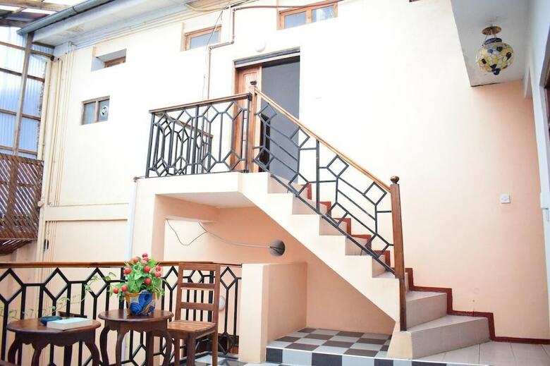 Hotel Mrusi House