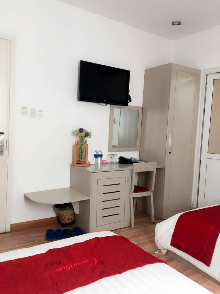 The Carnation Hotel Da Nang