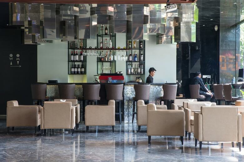 Wm Hotel