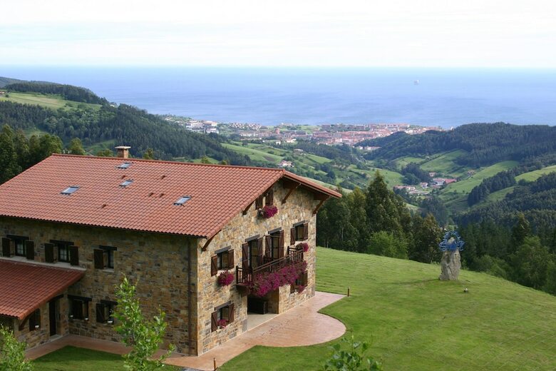 Agroturismo Casa Rural Lurdeia - Adults Only