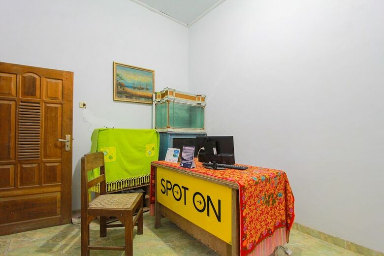 Hostal Spot On 2211 Rumah Singgah 007wijaya