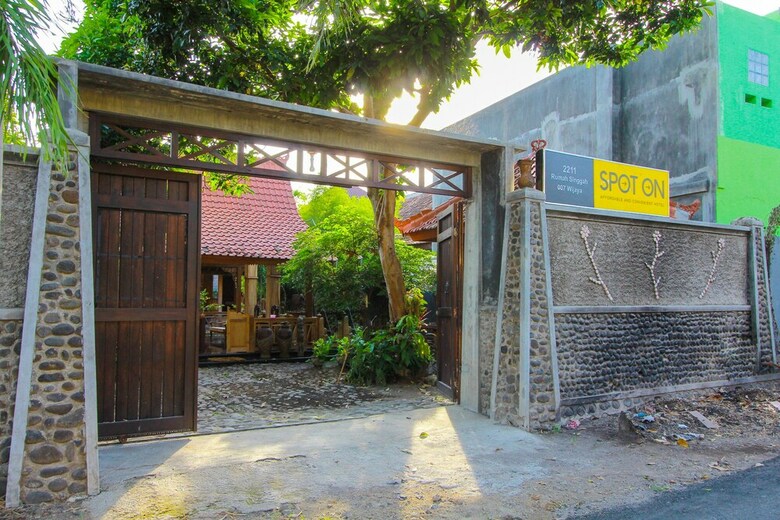 Hostal Spot On 2211 Rumah Singgah 007wijaya