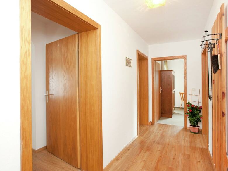 Spacious Apartment In Hart Im Zillertal With Balcony