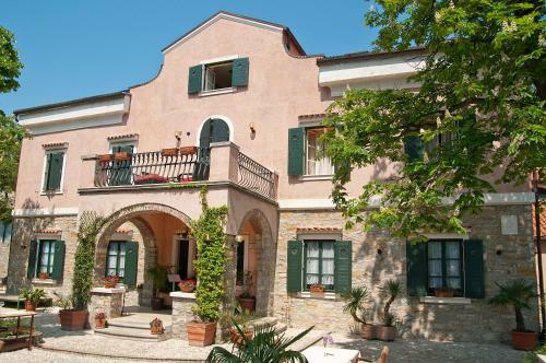 Hostal Villa Andor
