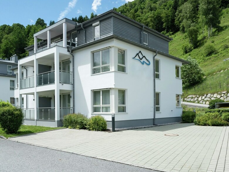 Luxurious Apartment In Kaprun With Sauna And Ski Storage