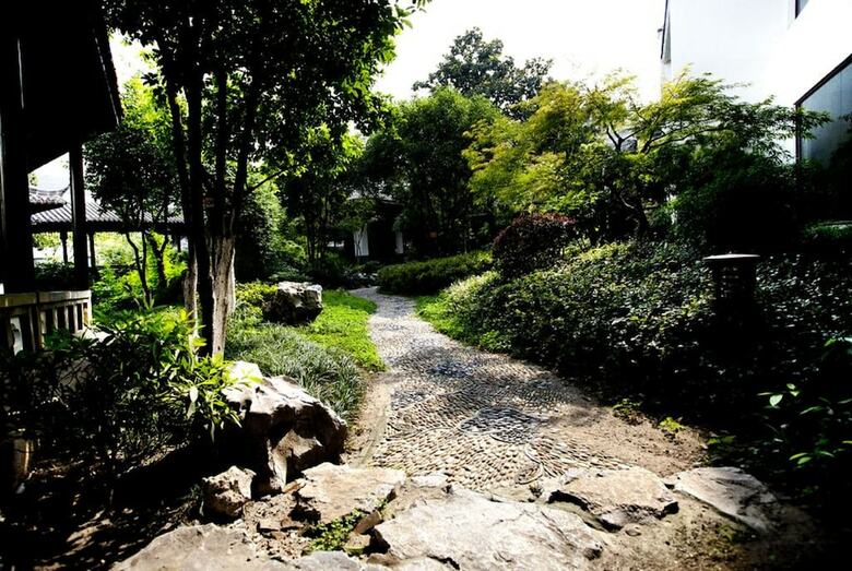 Garden Hotel
