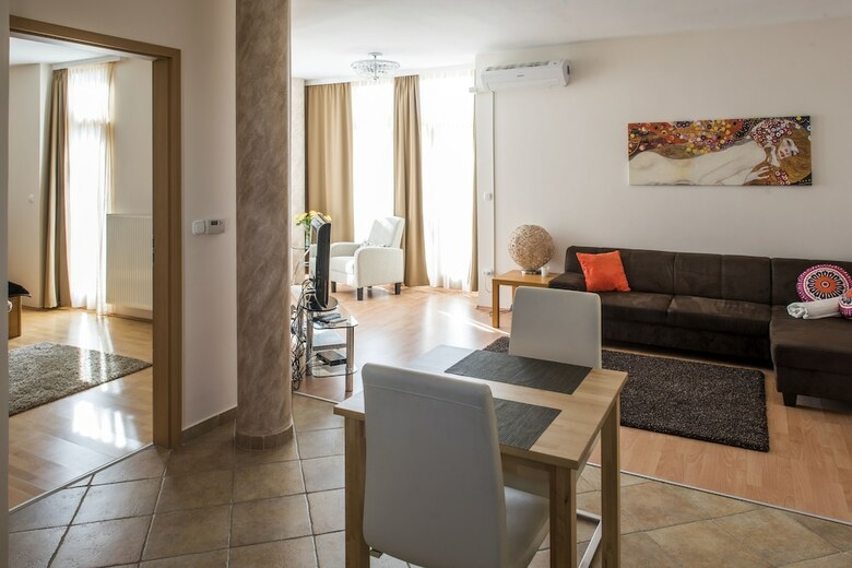 Aparthotel Feng Shui Wellness Apartmanh�z