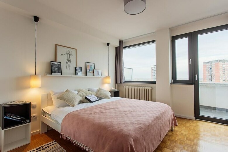 Apartamentos Love Faith Hope Arena