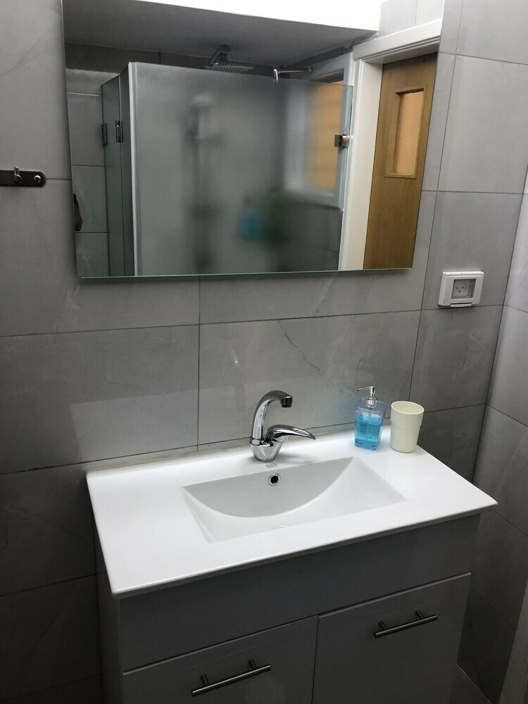 Apartamento Quiet And Homey Near The Beach