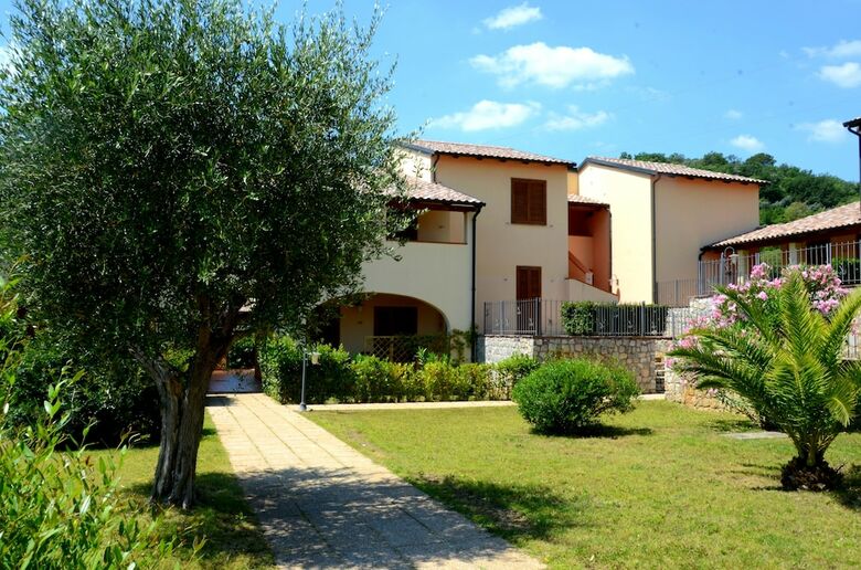 Residencia Le Corti Di Montepitti