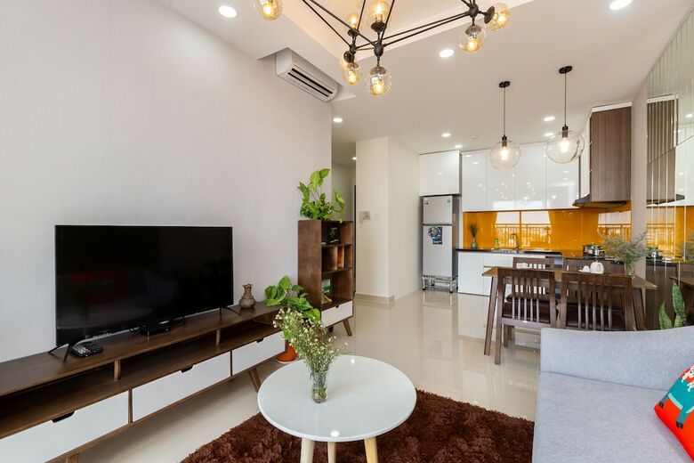 Halo Sun Avenue Apartments