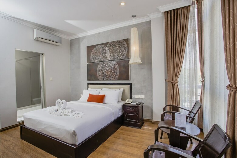 King Grand Boutique Hotel