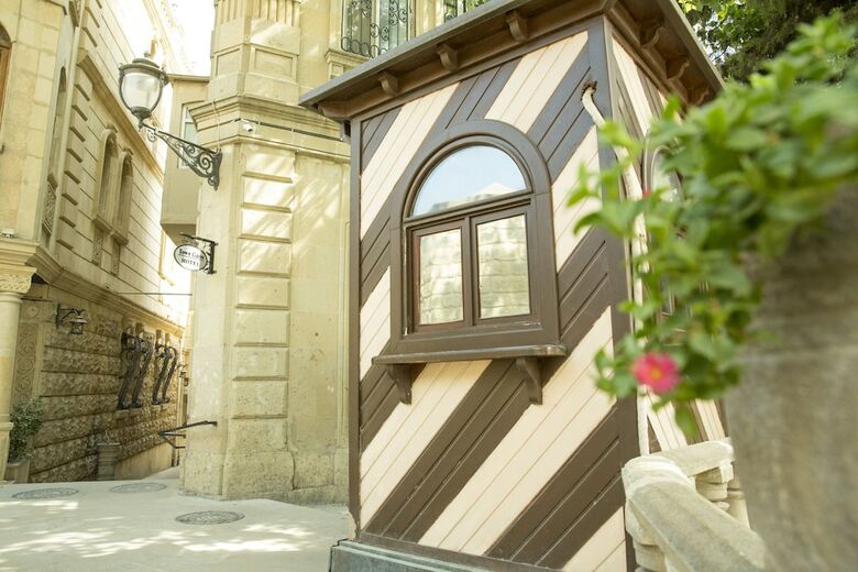 Hotel Old Town Gates