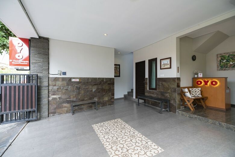 Hostal Oyo 2438 D' Tamblingan Guesthouse