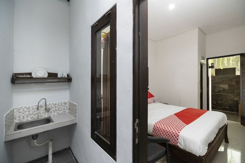 Hostal Oyo 2438 D' Tamblingan Guesthouse