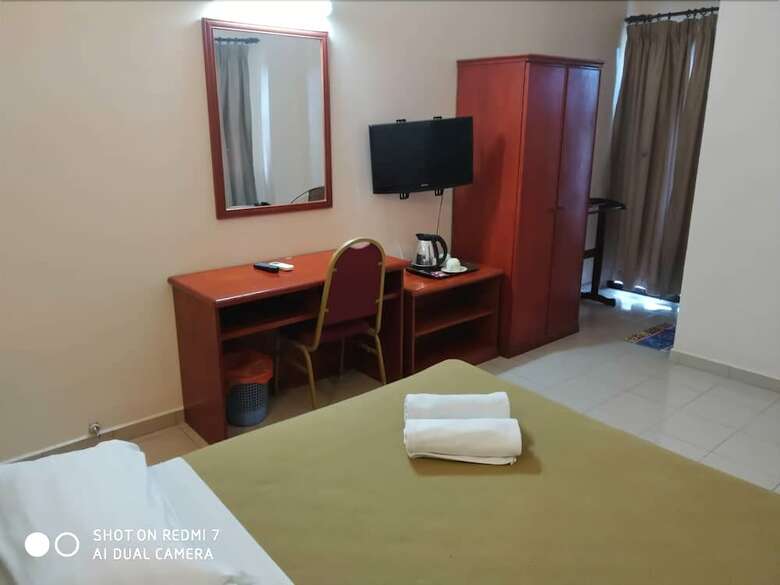 Desa Inn Hotel