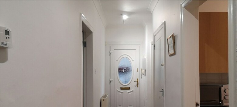 Dragon - Brassey Apartment 3 Room House