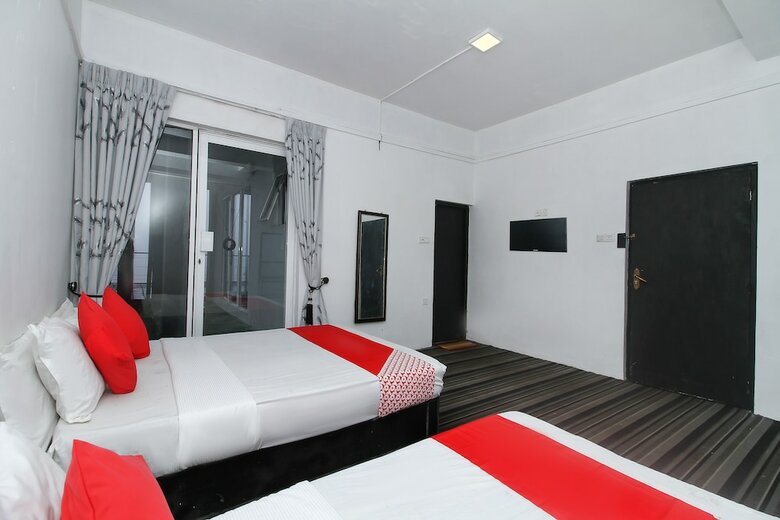 Oyo 523 Royal Hotel