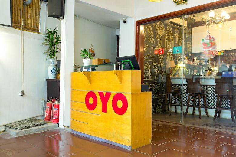 Oyo 779 Aisha Hotel And Apartment