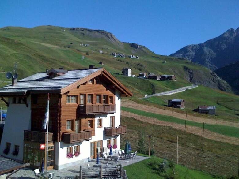 Hotel Bait De Angi�l