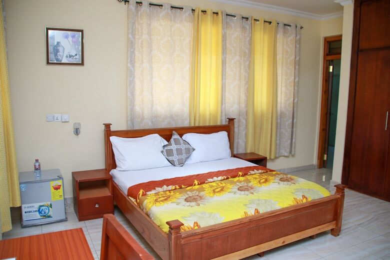 Hotel Home From Home Ghana Guesthouse