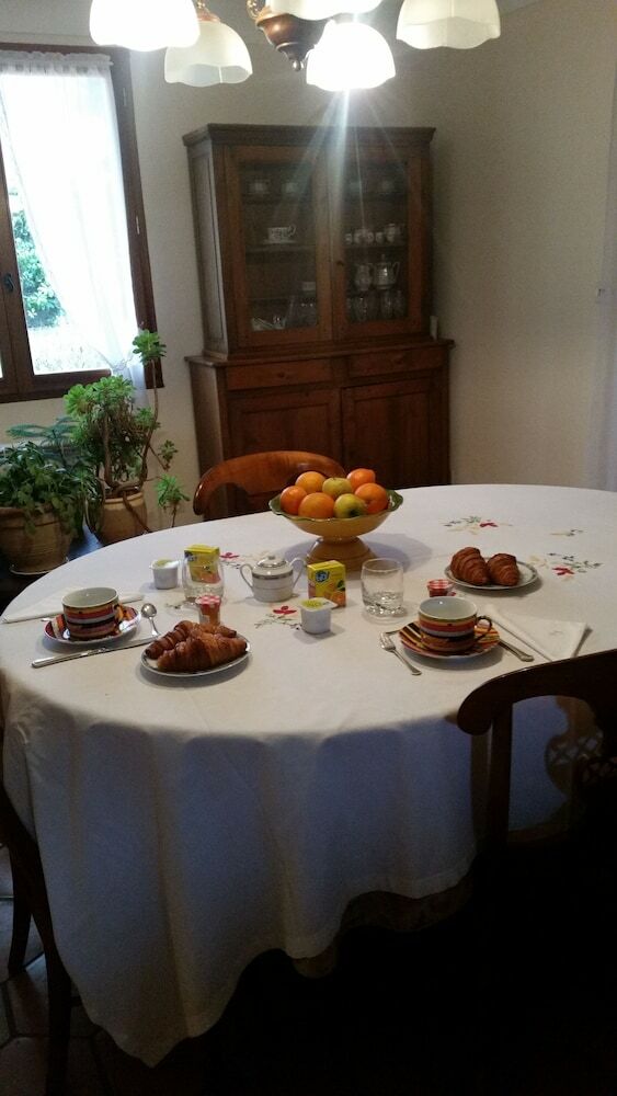 Bed & Breakfast Chambres Elisa & Etienne