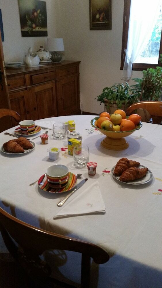 Bed & Breakfast Chambres Elisa & Etienne
