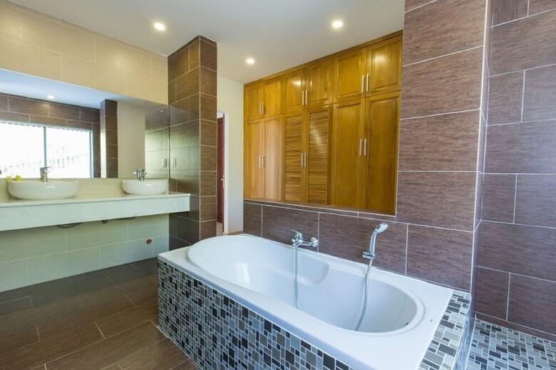 Villa Royal 2