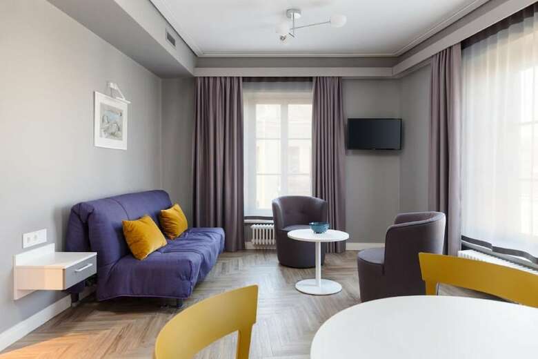 Somnia Apartments