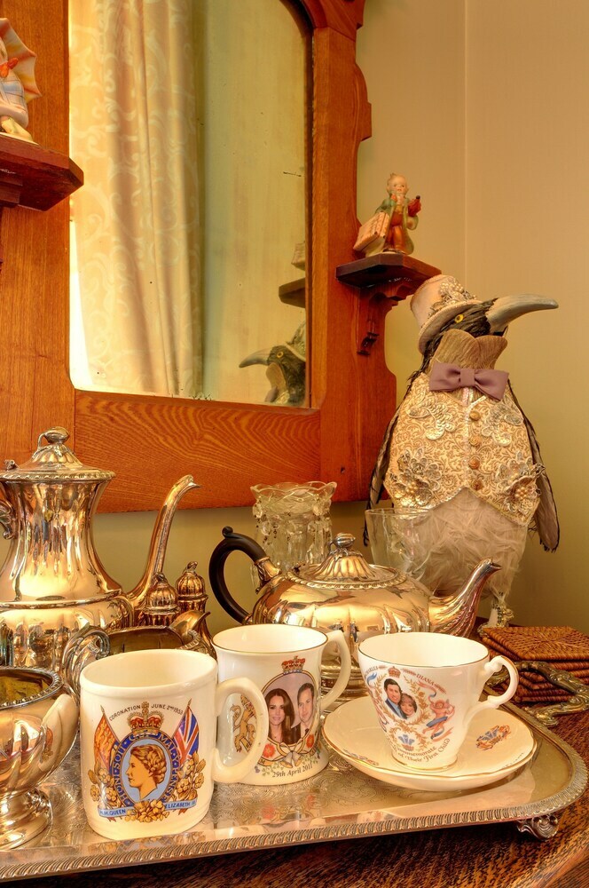 Bed & Breakfast Devonshire Guest House & Spa