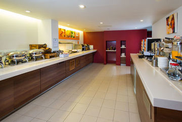Hotel Holiday Inn Express Milton Keynes